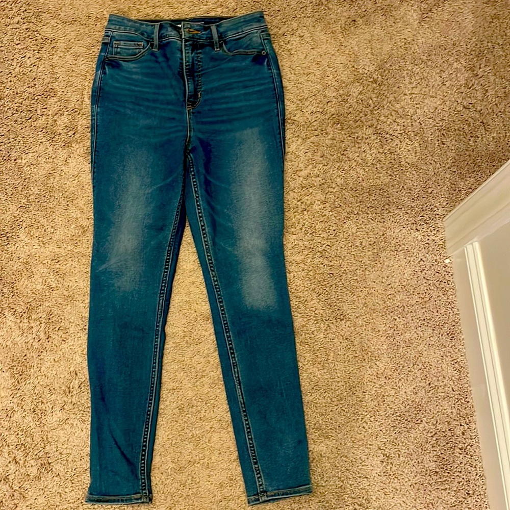 Old Navy Rockstar Super Skinny Jeans